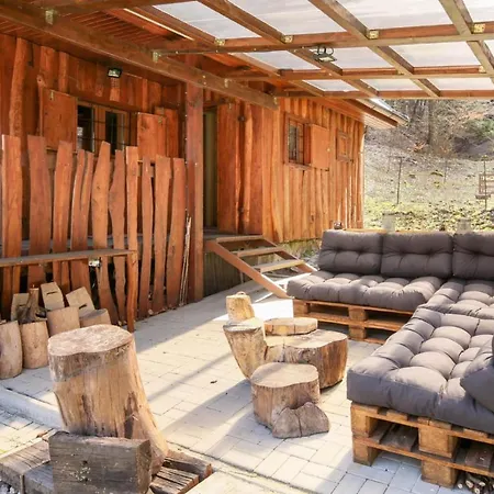Chalet Nad Jazerom. Sklene Teplice