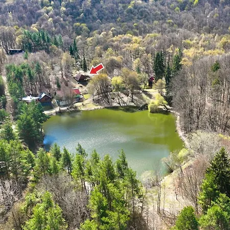 Chalet Nad Jazerom. Sklene Teplice