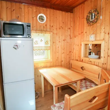 Nad Jazerom. Sklene Teplice
